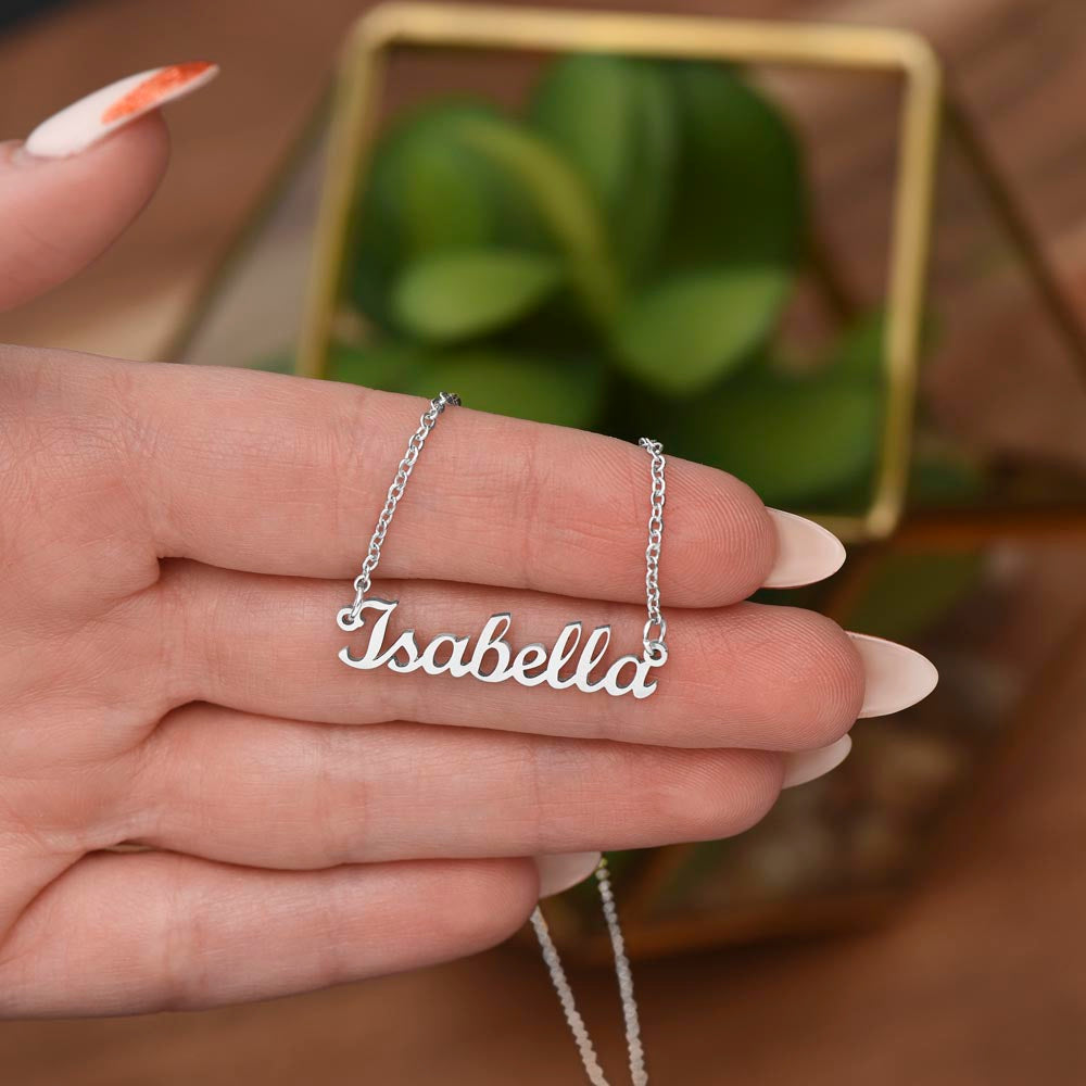 Personalized Name Necklace – Elegant & Customizable