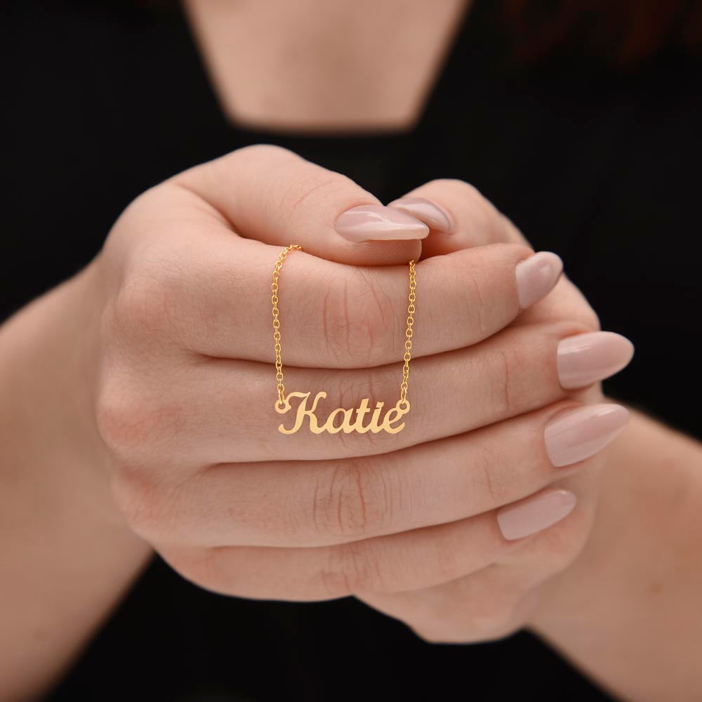 Personalized Name Necklace – Elegant & Customizable